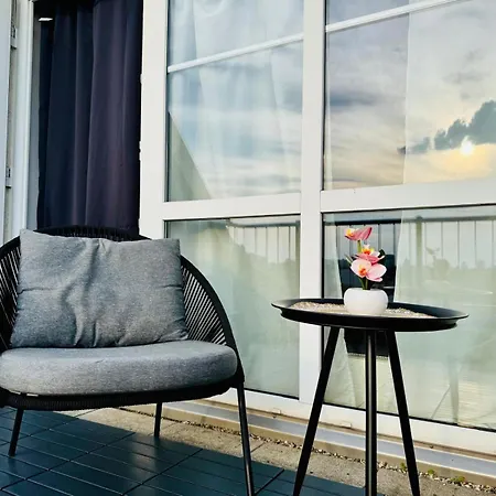 Apartment 2-raum-maisonette Mit Wlan, Terrasse & Arbeitsbereich Potsdam